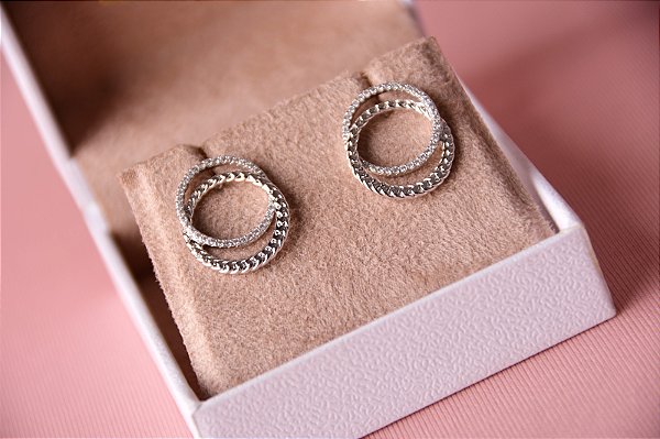 Brinco aro duplo liso e brilho