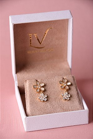 Brinco flores