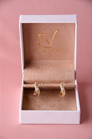 Brinco argola ondulada