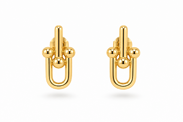 Brinco Geométrico Minimalista – Banho de Ouro 18K