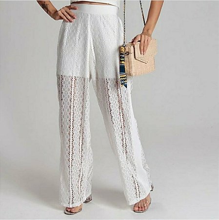 calça pantalona de renda