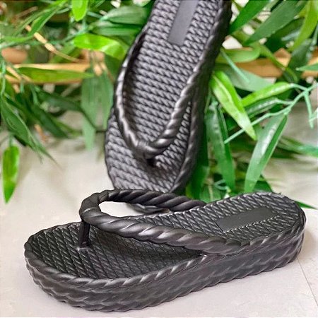Chinelo Feminino Trançado Nuvem Casual