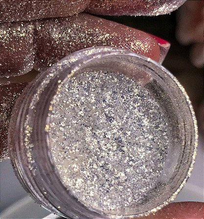 USEGLOW - Glitter Snow Gold Alana Makeup