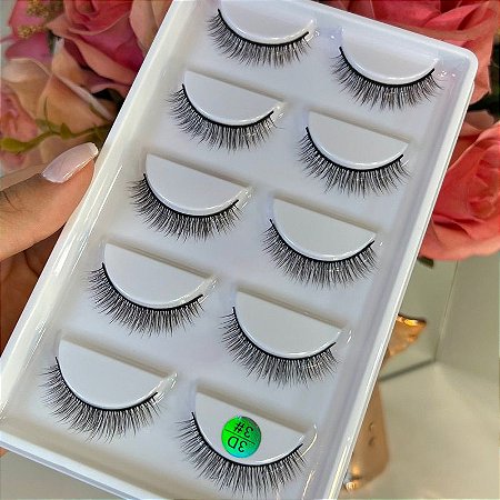 Cilios - Cartela com 5 pares modelo 4D02