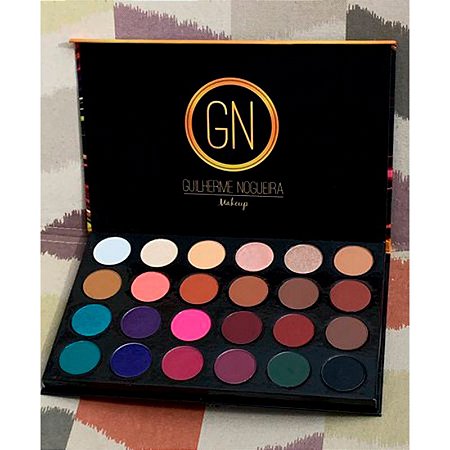 Maikaii - Paleta de Sombras Guilherme Nogueira  24 cores