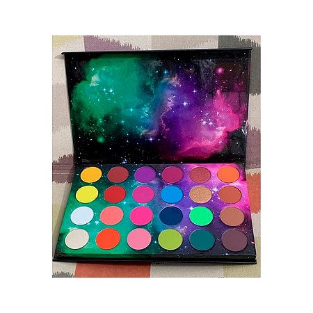 Maikaii - Paleta de Sombras Tati Bueno Top das Galáxias
