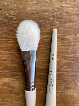 Sffumato Beauty -  Pincel para Iluminador Michelly Palma M309