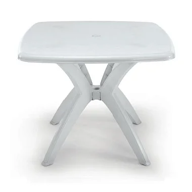 Mesa de Plástico Desmontável