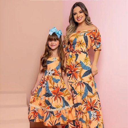 Roupa tal mãe tal filha  Roupas mae e filha, Mae e filha, Filha