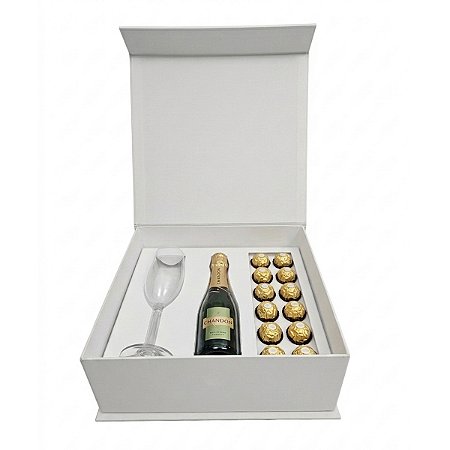 Caixa de Padrinhos 28x28x8 Personalizada Logomarca 3 Berços OPT2