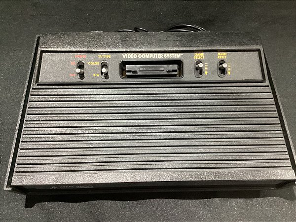 Console Atari 2600  1 Controles - Atari