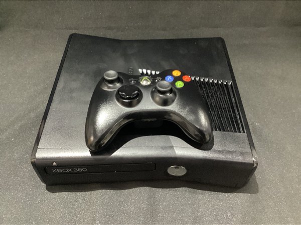 Console Xbox 360 Slim 4GB Desbloqueado LTU - Microsoft