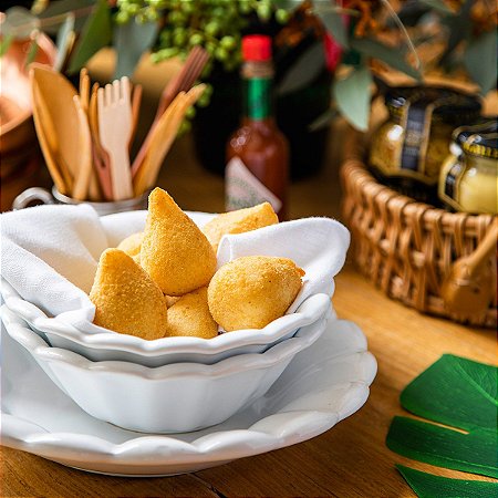 Coxinha de Frango - 50 unidades