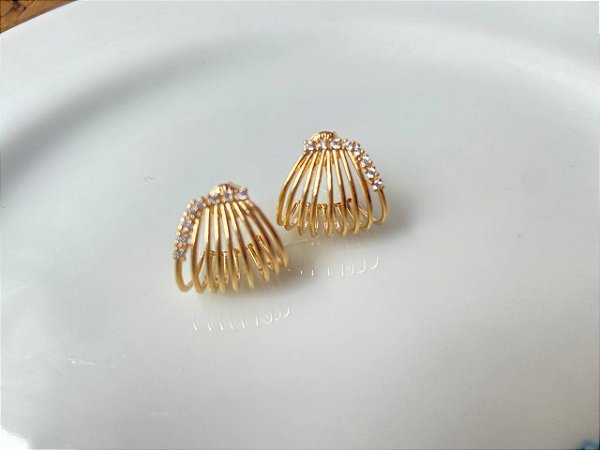 Brinco Abaloado Estilo Mola com Zircônia Banhado a Ouro 18k