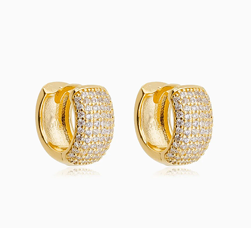 Mini Argola Click Cravejada com 5 Zircônias banhada a Ouro 18k