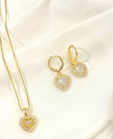 Conjunto de Coração Cravejado de Zircônia banhado a Ouro 18k