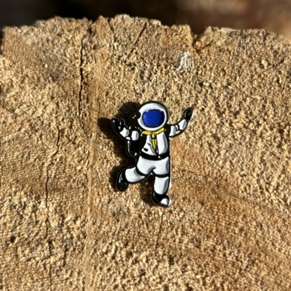 Pin, Astronauta DBV