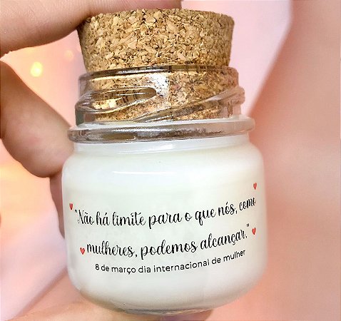 Mini Vela Aromática Lembrancinha Dia da Mulher + Saquinho Organza
