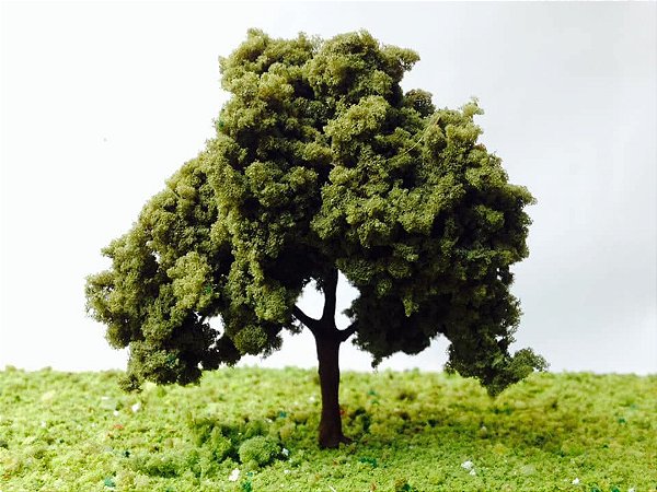 Árvore clássica 11cm