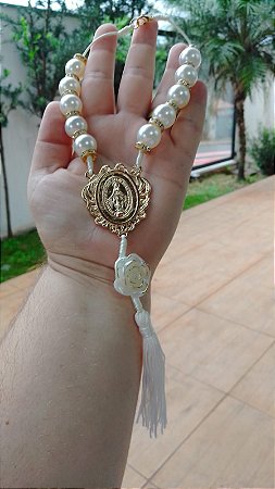 DEZENA PEROLA TREVO GRAÇAS FLOR ELOS STRASS