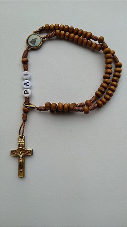 TERÇO DE PULSO PERSONALIZADO PAI CRUZ METAL-MARROM-CP24