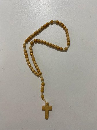 TERÇO DE PULSO C/ CRUZ MARFIM