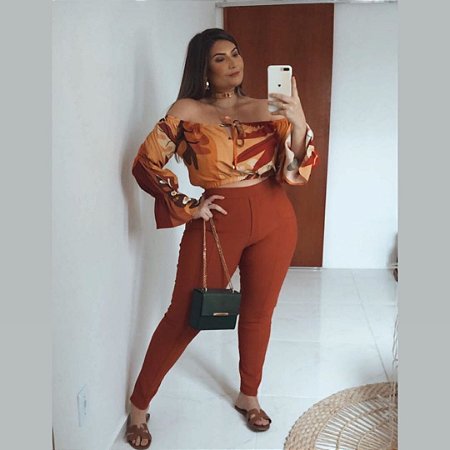 Calça Legging Recorte Vista Falsa Plus Size