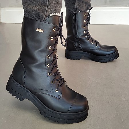 -     Bota Alice Napa Coturno Forrado com Lã Feminina 2315115