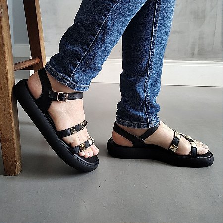 Sandália Feminina Gandía Flat Detalhes Metalizados Conforto