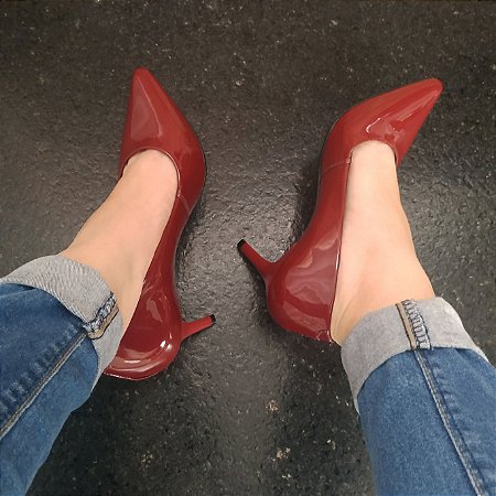 scarpin verniz