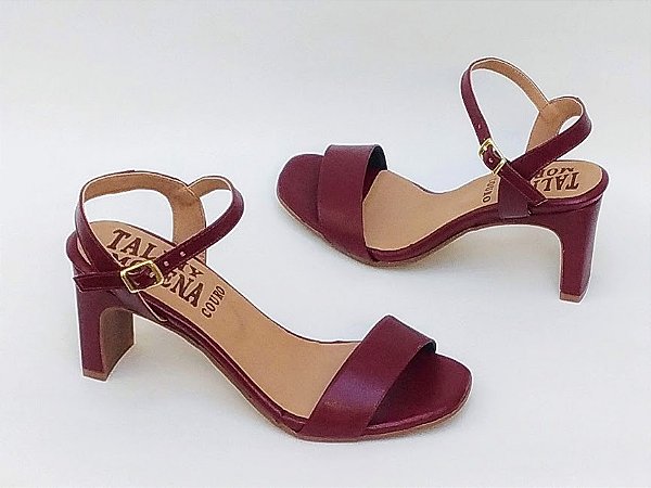 Sandália LINY , salto  8 cmts, couro vinho