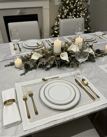 Jogo Americano Branco Com Listras Dourado