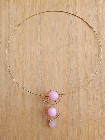 Colar choker de jade tingida