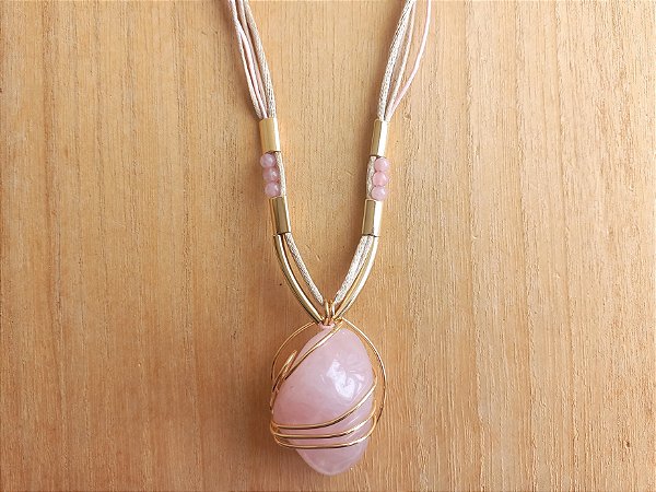Colar regulável de quartzo rosa