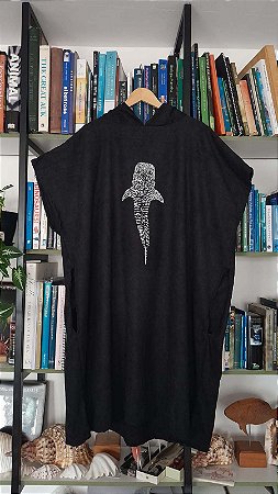 PONCHO ADULTO Toalha Preto Tubarão baleia
