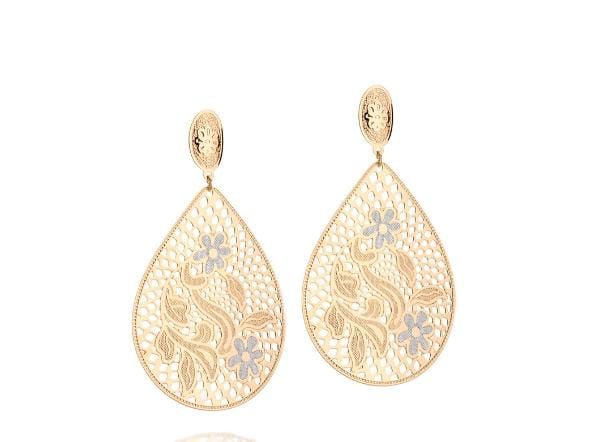 BRINCO ROMMANEL DOURADO FORMATO GOTA COM DETALHES VAZADOS FLORES 523926-00-00