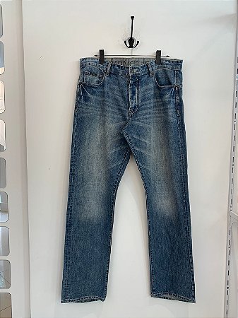 CALVIN KLEIN Calça jeans masculina azul clara botões 46 - Second Hand /  Brecho