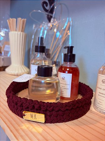 Bandeja marron pequena