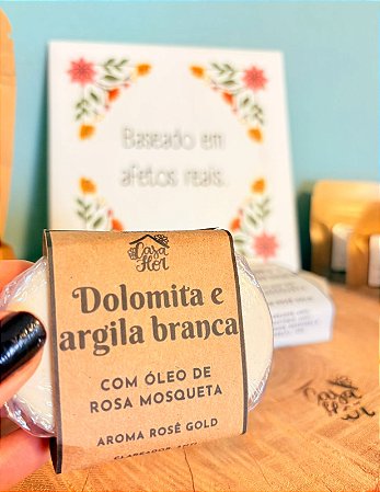 SABONETE CLAREADOR COM DOLOMITA E ARGILA BRANCA COM ÓLEO DE ROSA MOSQUETA