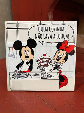 Azulejo Minnie e Mickey QUEM COZINHA NÃO LAVA A LOUÇA
