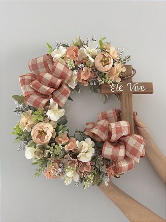 Guirlanda Cruz Ele Vive