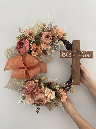 Guirlanda Cruz Ele Vive