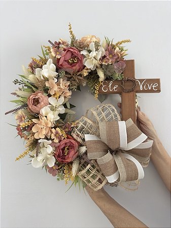 Guirlanda Ele Vive Cruz