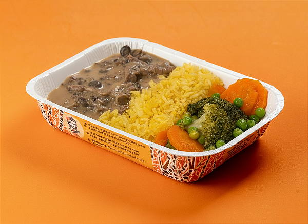 Filé Mignon ao molho de shimeji, arroz Jasmine ao açafrão e legumes 400 gr