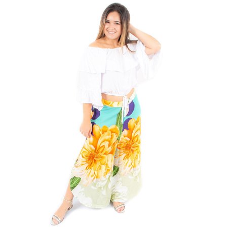 Calça feminina Pantacourt  Chanfrada