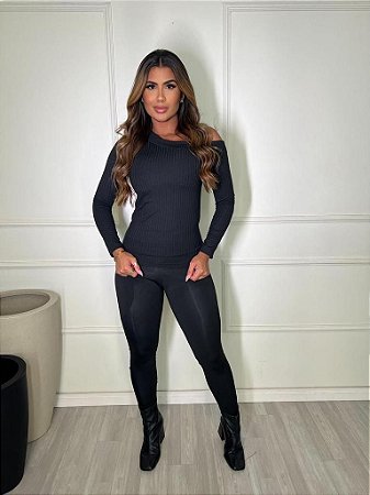 BLUSA DETALHE OMBRO NO TECIDO VISCOLYCRA