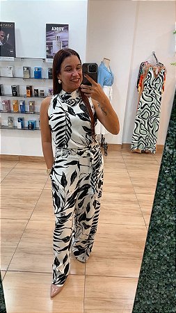 MACACÃO CINTO NO TECIDO VISCOLINHO