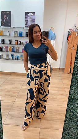 CALÇA PANTALONA NO TECIDO VISCOLINHO