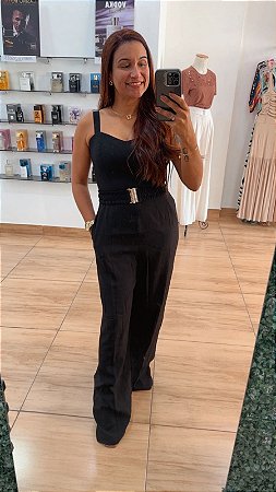 MACACÃO MARANT DECOTE CORAÇÃO DETALHE CINTO FIVELA