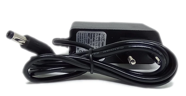 Fonte Chaveada Para Uso Geral 5V 2A 10W Conector P4 Bivolt Automático – Mxt